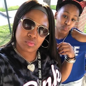 Meet your Posher, Cierra